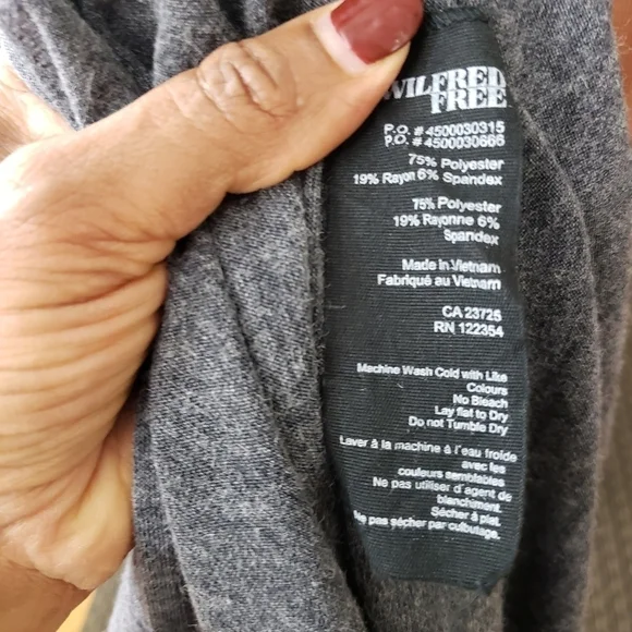 Aritzia Wilfred Free Body Con Dress - Picture 8 of 8